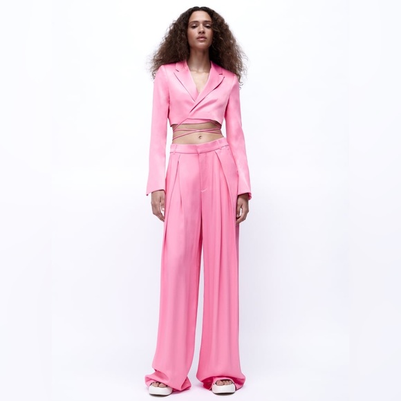 Zara Set - Pink Cropped Satin Effect Blazer & Full Length Pants - Picture 10 of 17